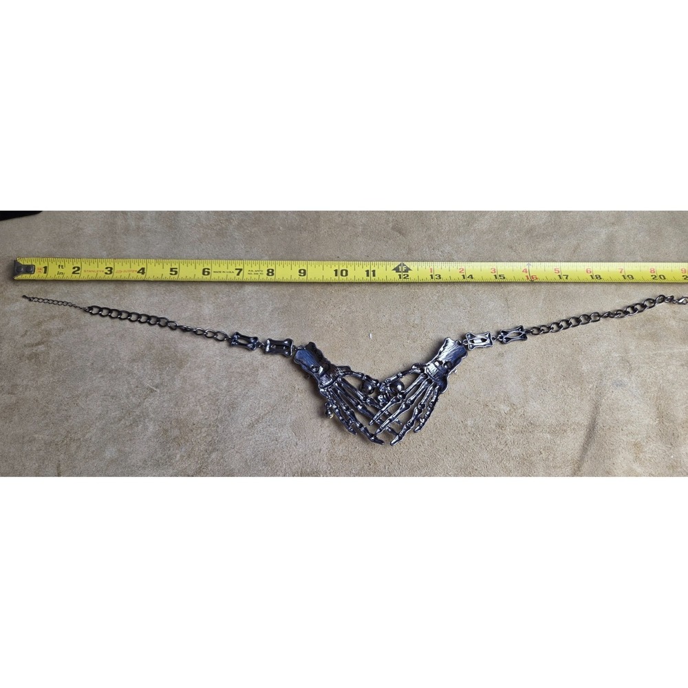 Skeleton Hand Heart Bling Necklace Earrings Dark Silver Tone Punk Goth-GunMetal - Picture 8 of 8